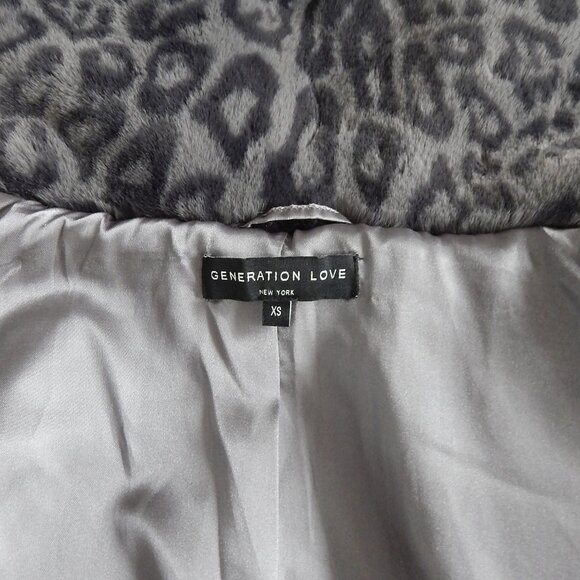 Generation Love HEIDI Gray Leopard Print Faux Fur Bomber Jacket Zipper Sz XS - Picture 5 of 5